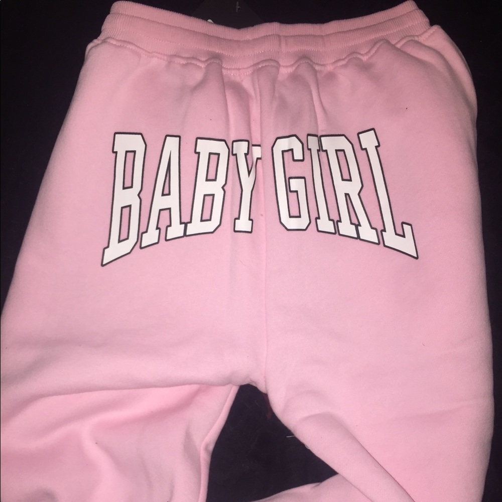 Pink sweatpants - Picture 2 of 3